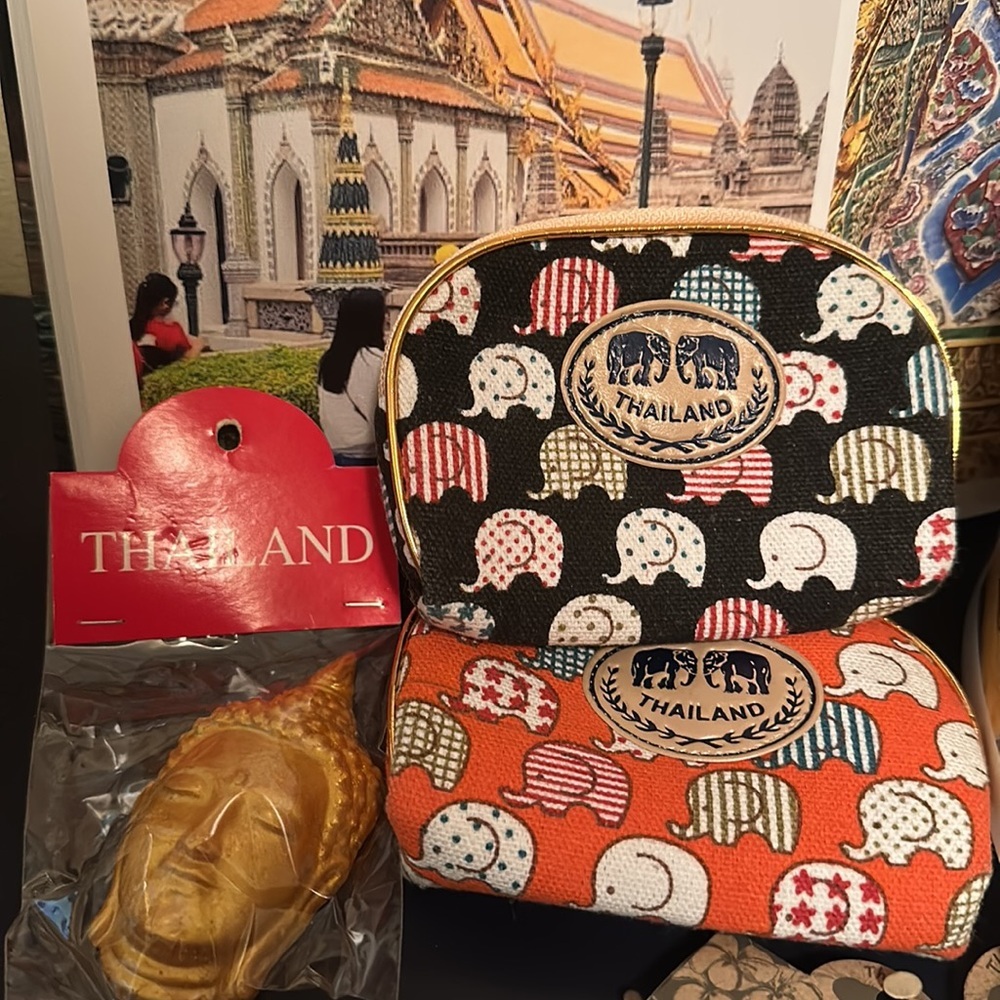 Souvenirs from Thailand, great favors for a White Lotus Party